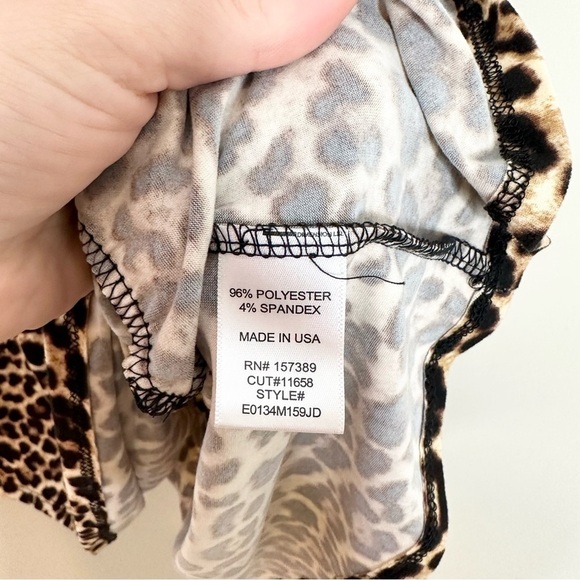 NWT La La Land Small Animal Print Vneck Swing Dress - Picture 3 of 4